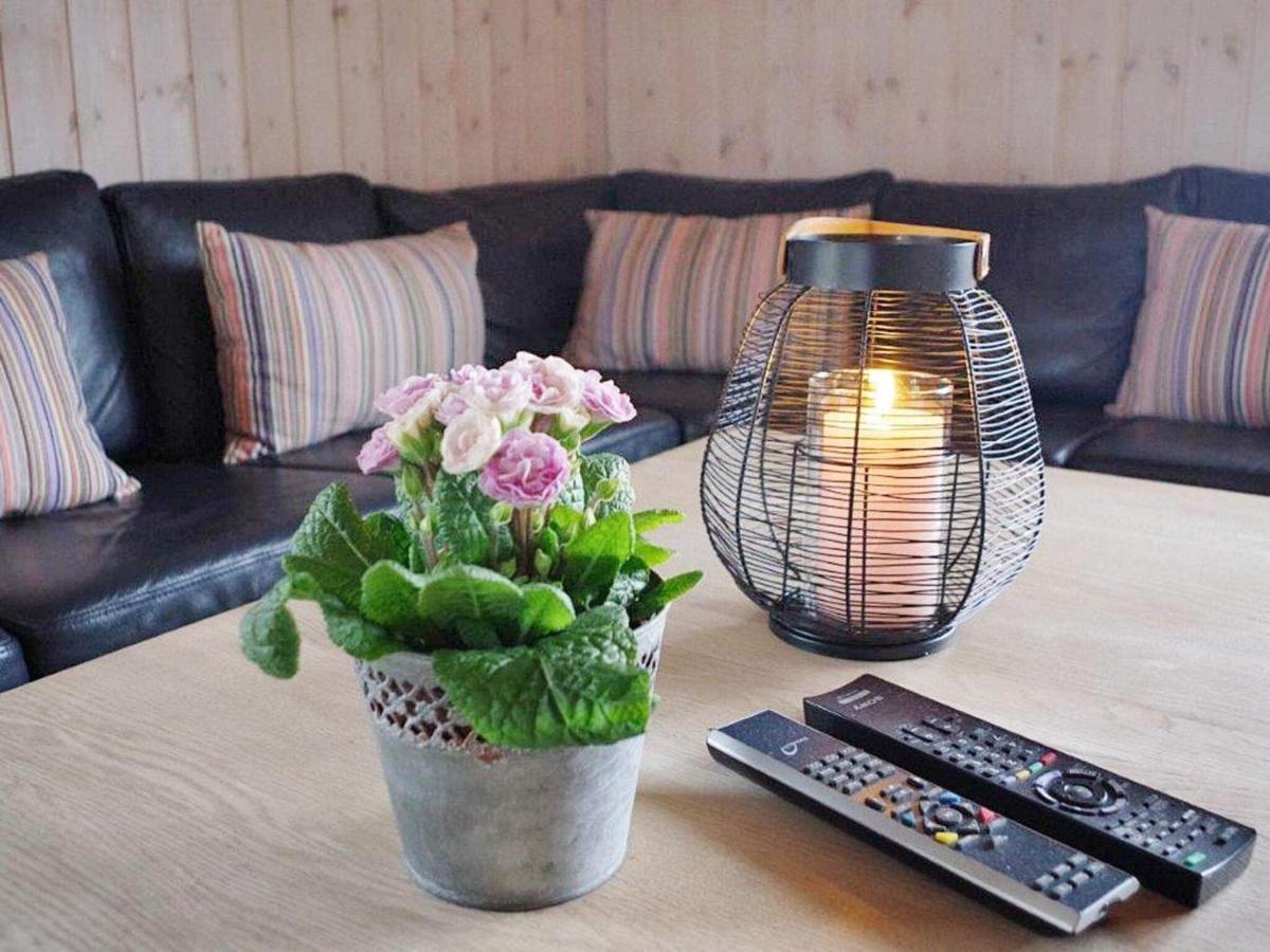 6 Person Holiday Home In R M Vesterhede Екстериор снимка